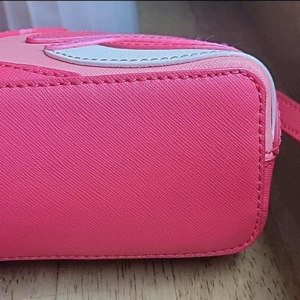 Kate Spade Take a Walk on the Wild Side Crossbody | Hanna | Flamingos - Picture 6 of 16